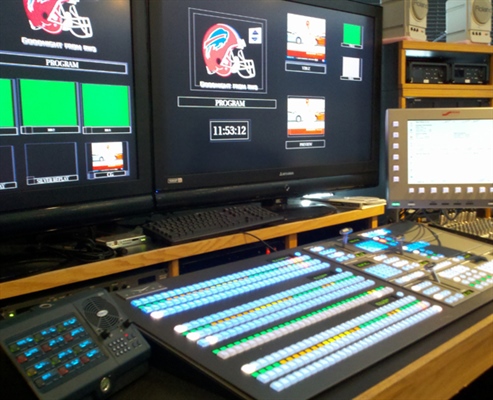 Recording - Buffalo Bills Kick Off With Clear-Com Eclipse-PiCo, V-Series Panels and Tempest2400