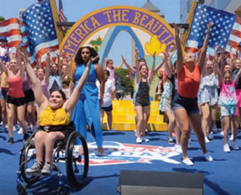 Recording - Arcadia is Surprise Guest at "America's Biggest Birthday Party" Parade in St. Louis